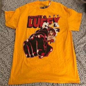 Onepiece men’s Yellow Graphic Tee